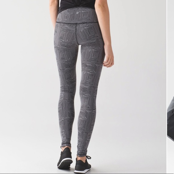 LULULEMON Wunder Unders *Luon - Picture 3 of 12